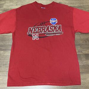 (状態悪) ネブラスカ大学 ハスカーズ Tシャツ (NCAA ネブラスカ・コーンハスカーズ カレッジフットボール) 