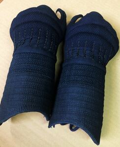  new goods kendo protector made in Japan . hand armour type woven . size L