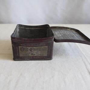 USA Vintage タバコ缶《OLD ENGLISH CURVE CUT PIPE TOBACCO 》アンティーク シャビー アメリカ雑貨 インダストリアル tin antiqueの画像5