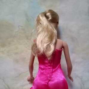 マテル Barbie ブロンドヘア チャイナ風のピンクドレス 美品の画像4