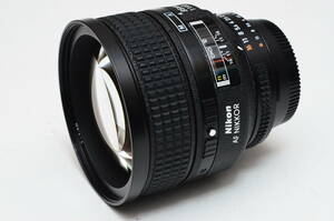 Nikon AF Nikkor 85mm F1.4D #211 美品 フードHN-31付