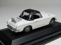 MG 1/72 GB great britain グレートブリテン MGB Soft Top Ivory 英国 ロードスター カブリオレ ライトウエイトスポーツカー ケースアリ WH_画像2