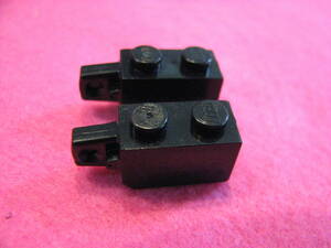 * Lego -LEGO*30364*hin Ghibli k1x2 lock . 1 pcs. finger. vertical edge * black *2 piece *USED