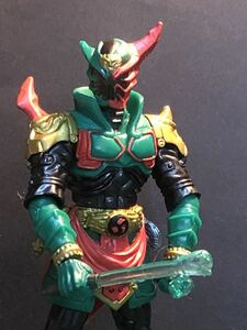 ガシャポンHG仮面ライダー響鬼～仮面ライダーカブキ　カプセル　食玩 特撮　石ノ森 東映