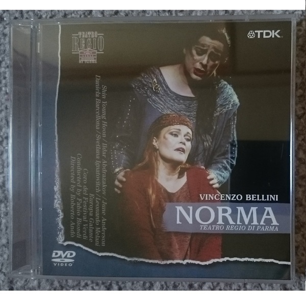 KF ベッリーニ(ベルリーニ) 歌劇 ノルマ 全曲 DVD