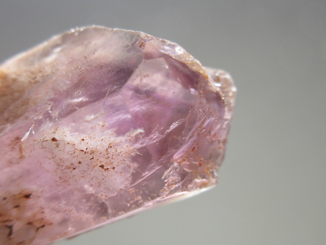 特選 虹入り ファントム水晶ポイント(幻影水晶) 激レア|PayPayフリマ