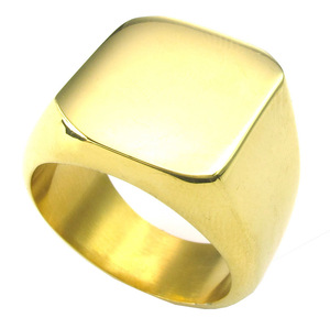 PW 24463 高品質チタンとステンレス ゴールド金色 18kメッキ シンプルなデザイン 印台 指輪 条件付送料無料
