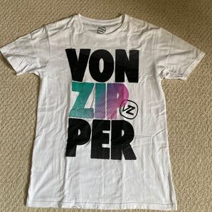 ボンジッパー Tシャツ