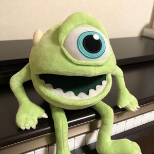 ディズニー「モンスターズインク」のマイク・ワゾウスキのハンドパペット