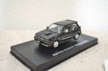 DISM トヨタ スターレット TURBO-S 後期型 (1988) 1/43 ミニカー_画像1