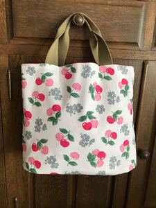 セール☆リバーシブル2wayトートバッグ☆ハンドメイド