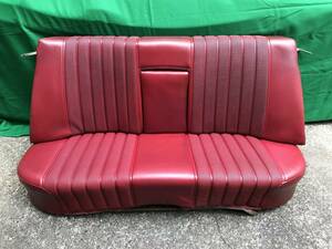  is ne Ben W111 rear seats passion. red!