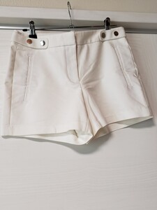 ZARA ショートパンツ