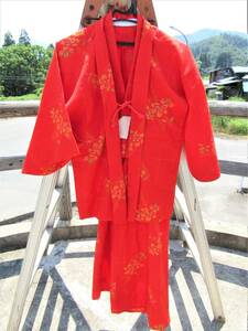 【天】　昭和の懐かしい女児着物　2種類　ハンドメイド　古布　リメイク材料　着用用　女児　着物　