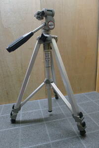 HH229 Velbon(ベルボン) カメラ三脚 VGB-3C 長さ約58.5~153cm ※伸縮確認済/100