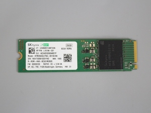 ●送料無料 累計使用時間696H hynix HFM256GDJTNG■M.2 NVMe 256GB SSD 2280 動作確認済み