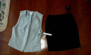 送料370円★ベストとタイトミニスカート　OL制服　コスプレ衣装　事務服　ユニフォーム　タグ付き未使用品