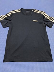 スポーツウェア、adidas
