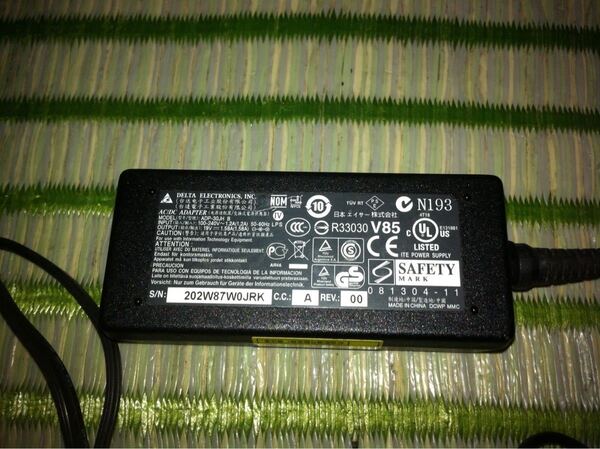 エイサー Acer ノートパソコン用 ACアダプター ADP-30JH B