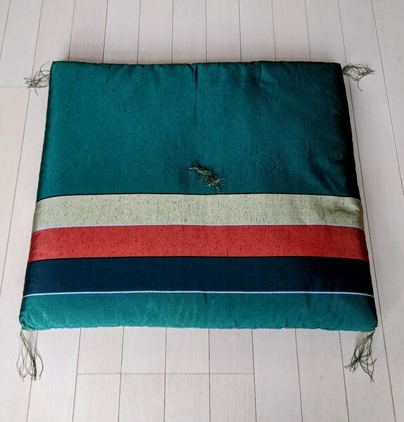 座布団 5枚セット 未使用長期保管品 60x60cm かさ高 約10cm 法事 茶道 仏間 来客座布団 和室座布団
