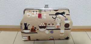 ☆ハンドメイド☆ベージュ色☆黒猫&キッチン柄がま口ポーチ☆通帳ケース☆