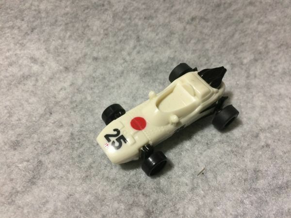 ホンダ F1 RA271 車体のみ 鈴鹿サーキット開場50周年記念 名車プルバックカーコレクション