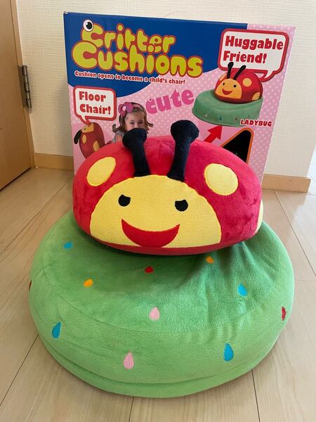 クリッタークッション Critter Cushion てんとう虫