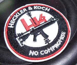 円型■白黒赤◆新品ヘッケラー&コッホHeckler & Koch 　HKドイツ　激シブ 　自動小銃　標的ワッペン（刺繍パッチ）サバゲー/ミリタリー