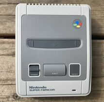 リメイク版　任天堂　ニンテンドークラシックミニ スーパーファミコン　CLV-301 本体のみ　ジャンク品　送料無料_画像2