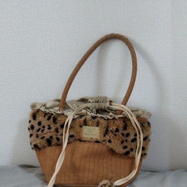 美品☆MINIMUMMINIMUM 冬 巾着 ハンドバッグ