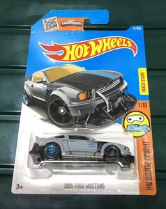 激レア・Hot Wheels Ford mustang 2005年 カスタム　ホットウィール　