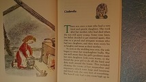 英語(+日語)童話「Cinderellaシンデレラ(ペロー童話集)」S.アットキン再述 講談社英語文庫 1997年_画像5