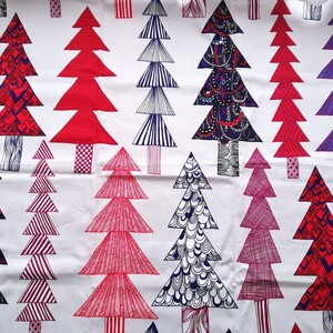マリメッコ marimekko クーシコッサ もみの木 クリスマス 赤 廃盤 ツリー 貴重 赤 マルチカラー ファブリックパネル