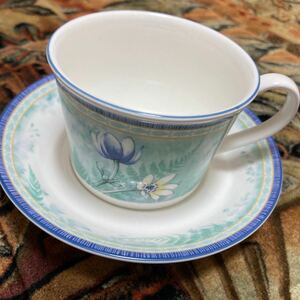 WEDGWOOD デルフィーナ ティーカップ&ソーサー