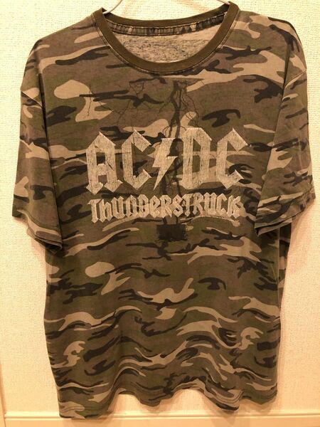 AC/DC エーシーディーシー THUNDERSTRUCK カモフラ Tシャツ 