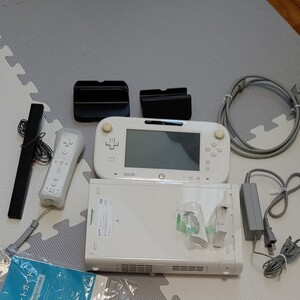 WiiU32ギガシロ ゲームパッド リモコン セット Wiiuパーティー スーパーマリオWiiu ダウンロード済み