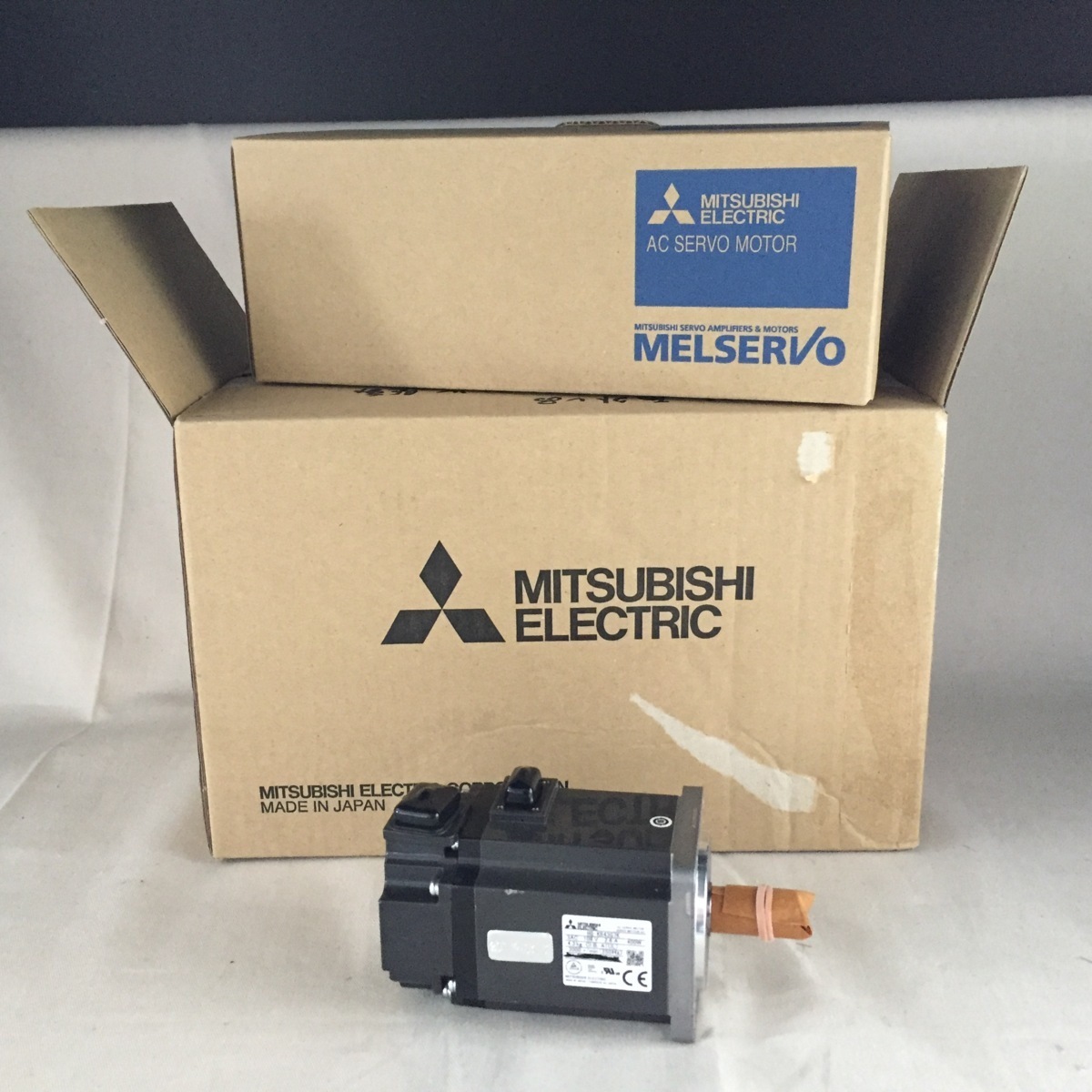 海外輸入 新品 安心保証 三菱電機 MITSUBISHI HG-KRシリーズ サーボ