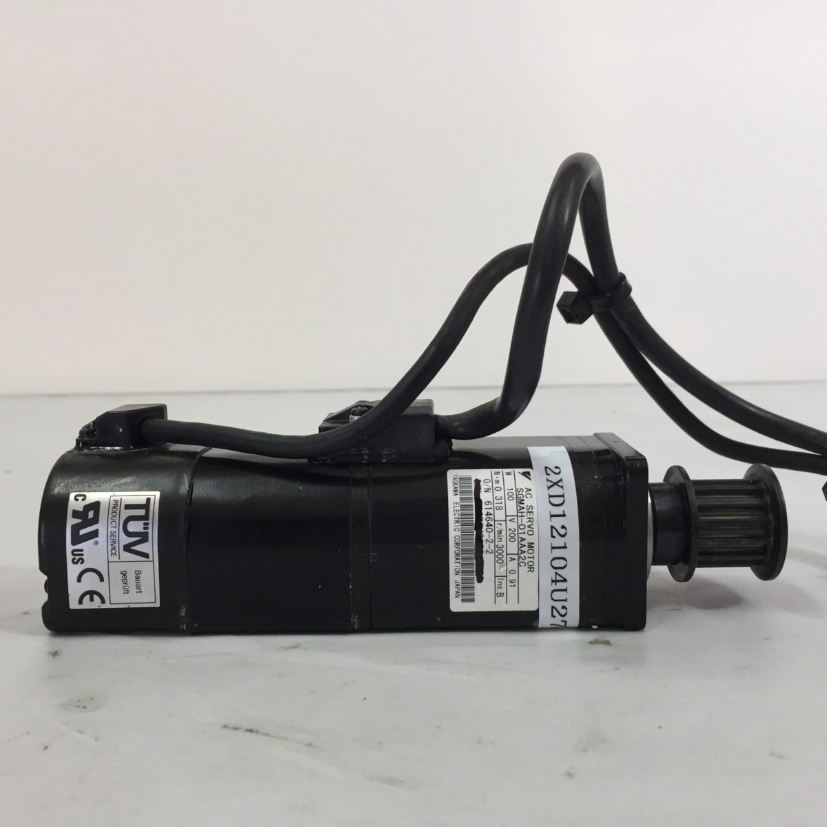 ブランドのギフト 新品 YASKAWA 安川電機 SGMAH-01B1A2C サーボ ...