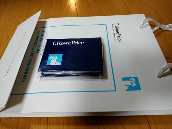 【新品】 外資系資産運用会社「T. Rowe Price」ノベルティ 文具のふせんセット、紙袋