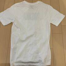 送料無料　未使用　Levi's リーバイス　半袖Tシャツ size XS 日本サイズ S ホワイト　メンズ_画像5