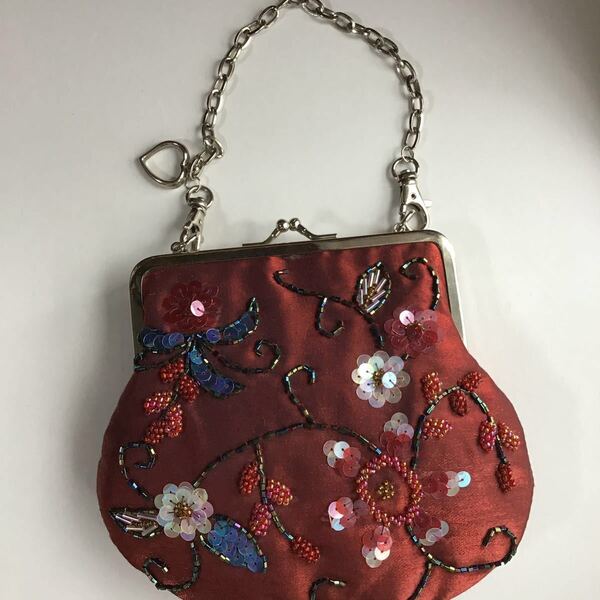 昭和レトロ すてきなビーズ刺繍がま口バック