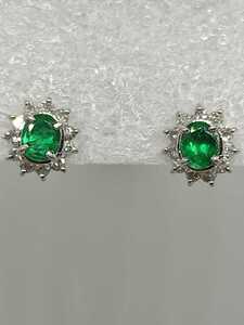 * new goods * Pt900 emerald & diamond stud earrings 