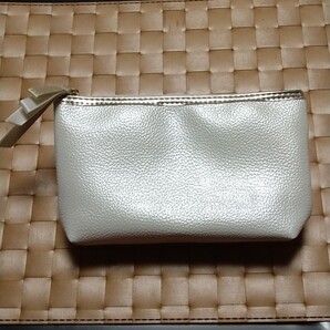 【新品】ホワイトゴールドポーチ