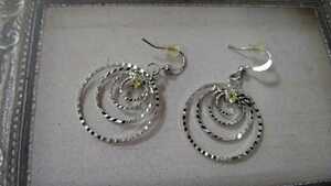 * silver color 4 ream ring × yellow rhinestone * earrings *