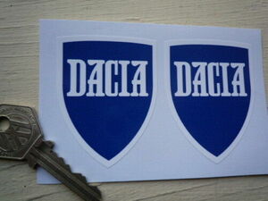 送料無料 DACIA Shield shaped car sticker ダチア ステッカー シール デカール 2枚セット 48mm x 60mm