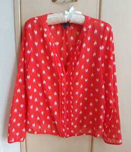 GAP Gap long sleeve tops pull over Heart pattern? petal pattern? red ... . color S size postage 185 jpy 