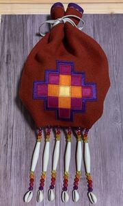 ネイティブアメリカン インディアン メディスンバッグ メディスンポーチ ナバホ ボーンパイプ ダンス フリンジ