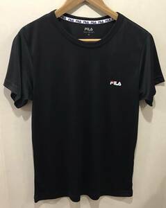 送料無料 新品 FILA フィラ 半袖 丸首 Tシャツ 吸汗 速乾 機能 クイックドライ 黒 Mサイズ スポーツウェア ブラック トレーニン