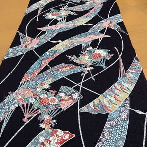 ★着物ハギレ 慶長やまと草花花扇縮緬 濃紺半身頃★ 19 ちりめん はぎれ リメイク 着物 正絹 ハギレ アンティーク 縮緬