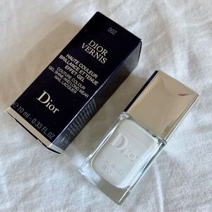 Dior美品ディオール ヴェルニ 002 OPTIC WHITE ネイル